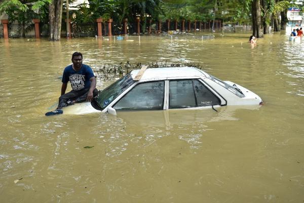 هشدار سیل به 7 استان ، آخر هفته به این منطقه ها نروید ، خسارت شدید باران و تگرگ به یک شهرستان