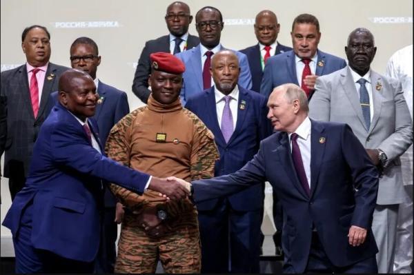 علت یارکشی پوتین از کشورهای آفریقایی، روسیه باید یک هدف ژئواستراتژیک را محقق کند